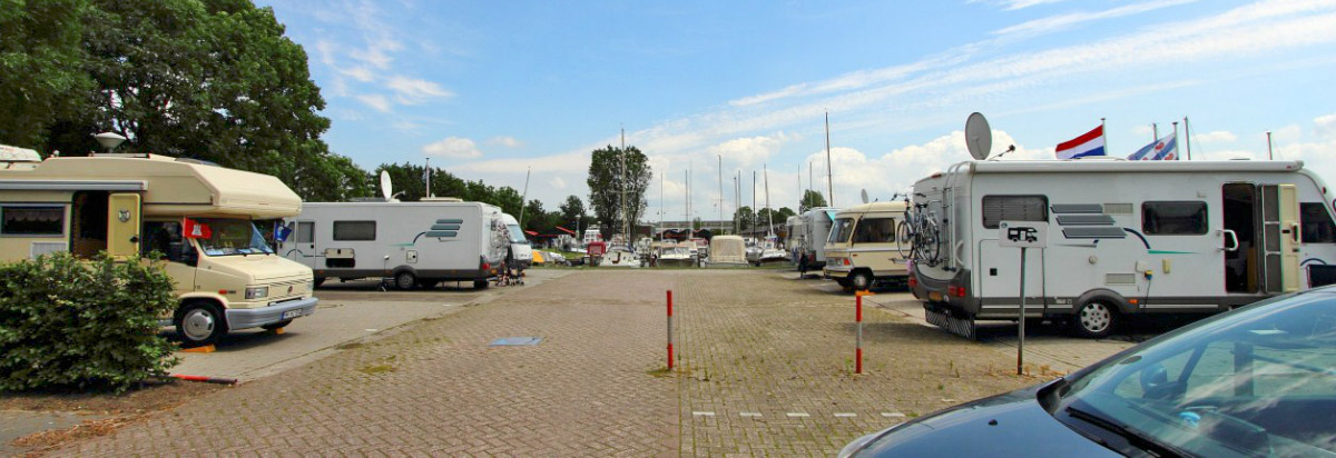 Camperplaats Jachthaven WSV “Bergumermeer” — Photo 11 of 12